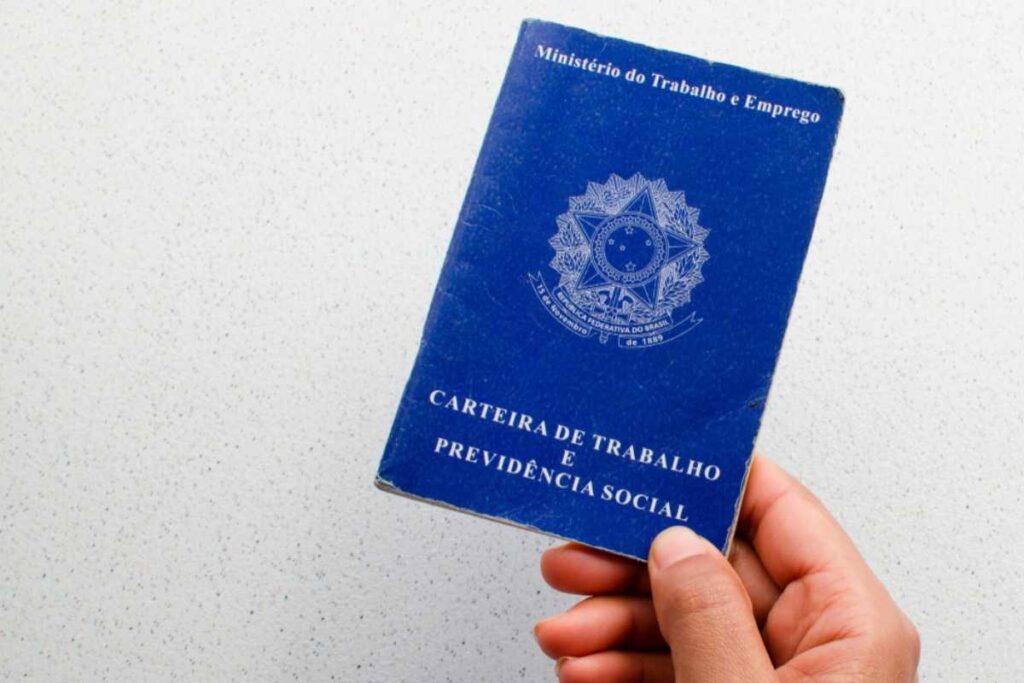 Distribuição do lucro do FGTS injeta bilhões na economia e movimenta consumo em 2025