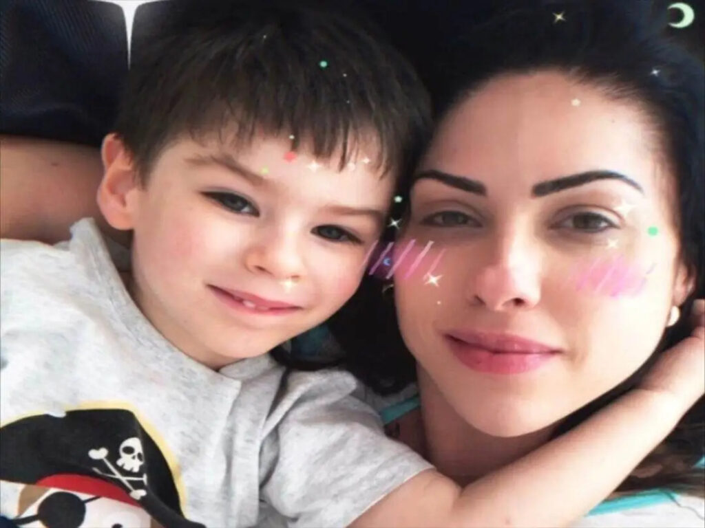 Mãe de Henry Borel se entrega após decisão do STF