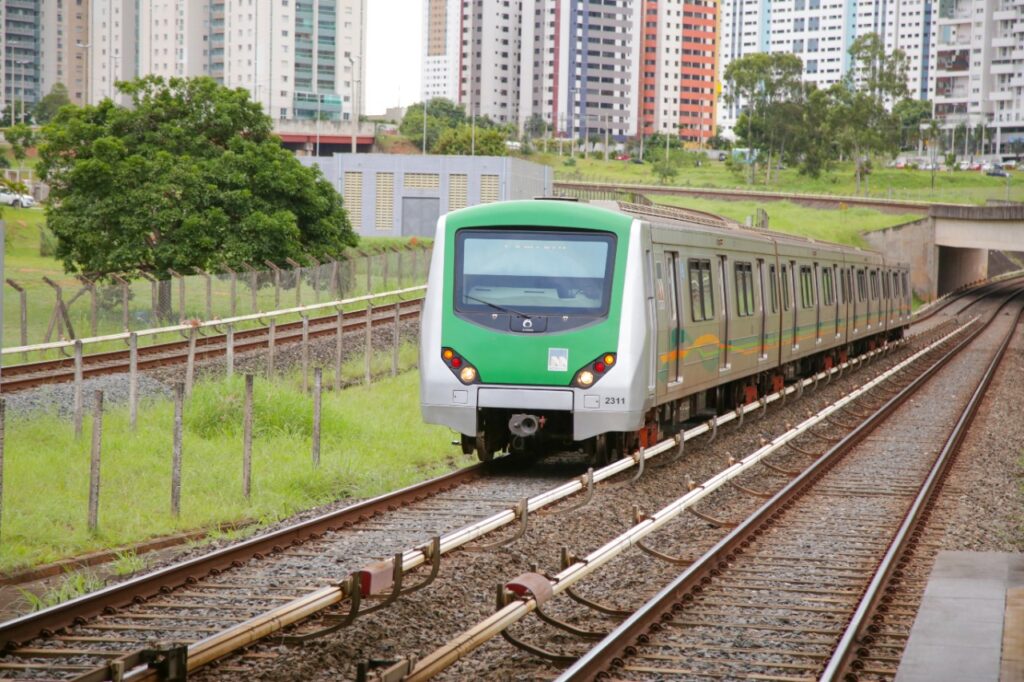 Metrô-DF investe R$319 mi e projeta 180 mil passageiros/dia Metrô-DF investe R$319 mi e projeta 180 mil passageiros/dia