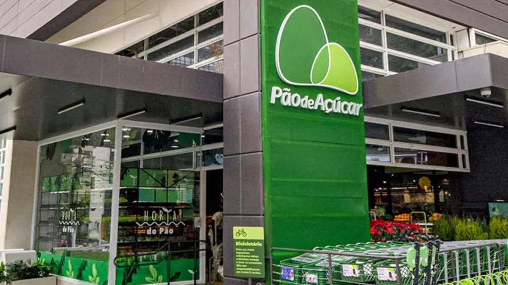 GPA tem prejuízo de R$ 252 mi e queda de 9,6% na receita GPA tem prejuízo de R$ 252 mi e queda de 9,6% na receita