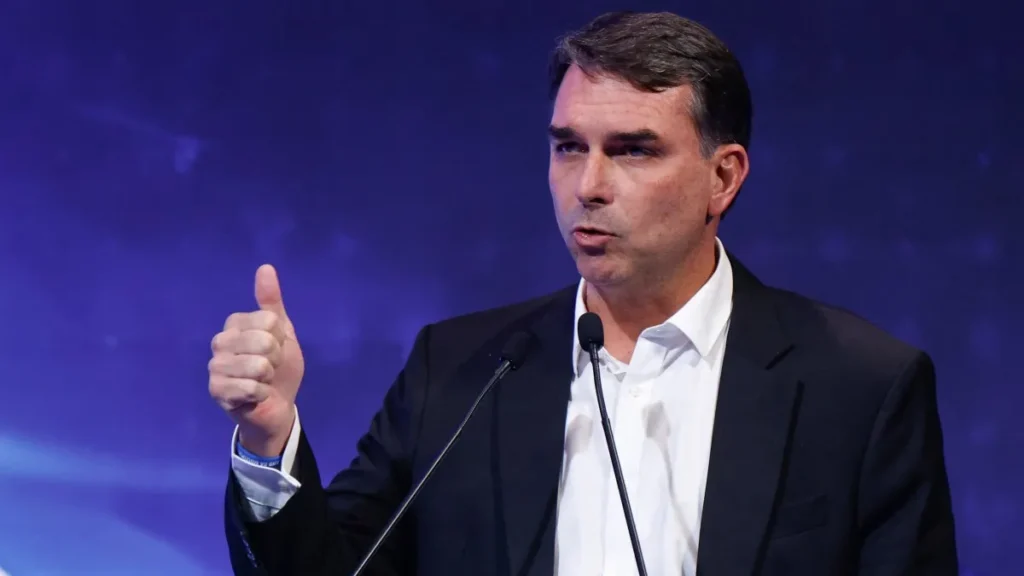 Flávio critica Moraes por quebra de sigilo de fonte Flávio critica Moraes por quebra de sigilo de fonte